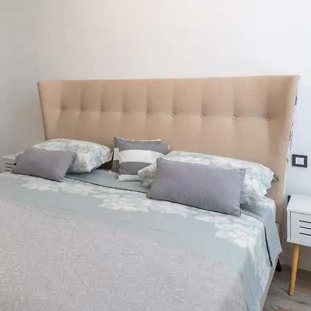 Forum Apartment *